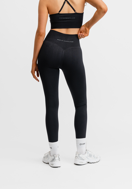 Signature Seamless Tights Black - Träningstights Dam | Drop of Mindfulness