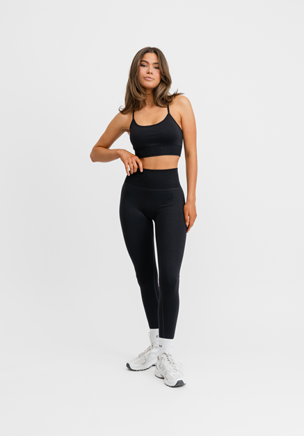 Signature Seamless Tights Black - Träningstights Dam | Drop of Mindfulness