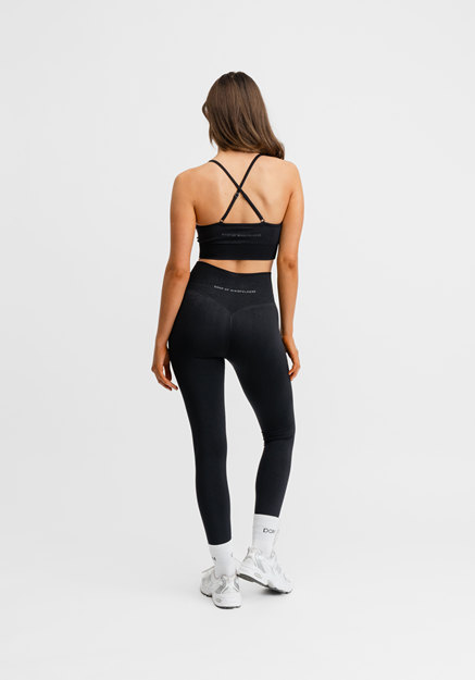 Signature Seamless Tights Black - Träningstights Dam | Drop of Mindfulness