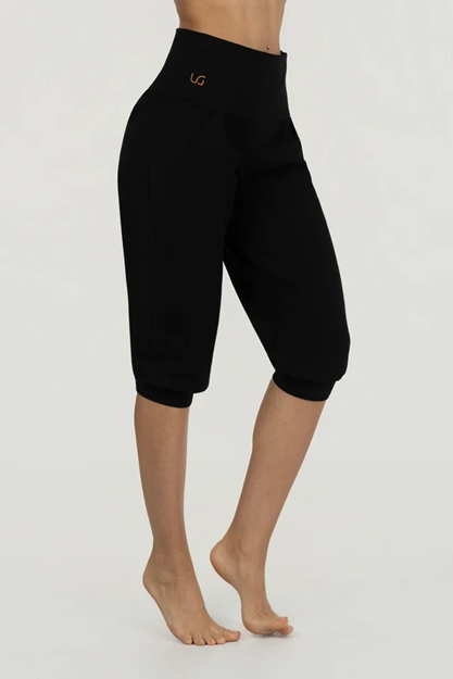 Yogabyxor Sukha Yoga Capri, Onyx Black - Urban Goddess