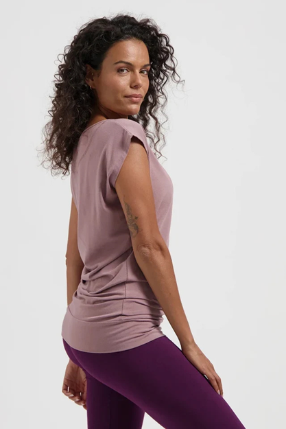 Yogatopp Asana Tee, Fireclay - Urban Goddess