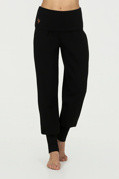 Yogabyxor Devi Yoga Pants, Onyx Black - Urban Goddess