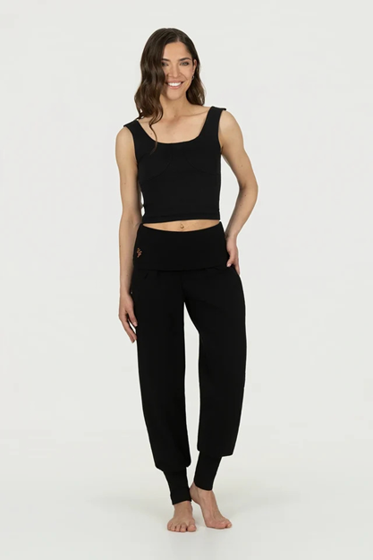Yogabyxor Devi Yoga Pants, Onyx Black - Urban Goddess
