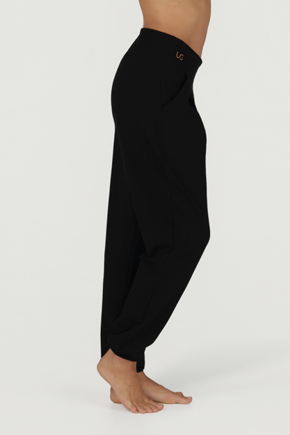 Kaya Pants - Harembyxor för Yoga Dam, Onyx Black | Urban Goddess