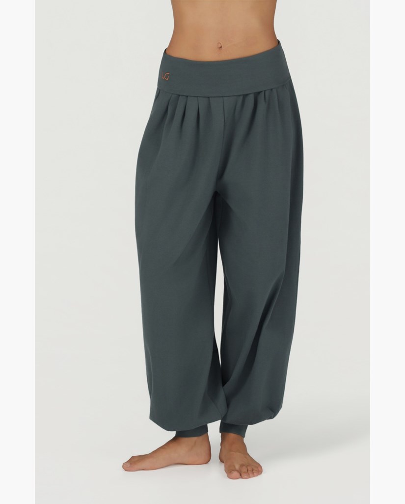 Rhea Pants - Harembyxor för Yoga Dam, Pinyon | Urban Goddess