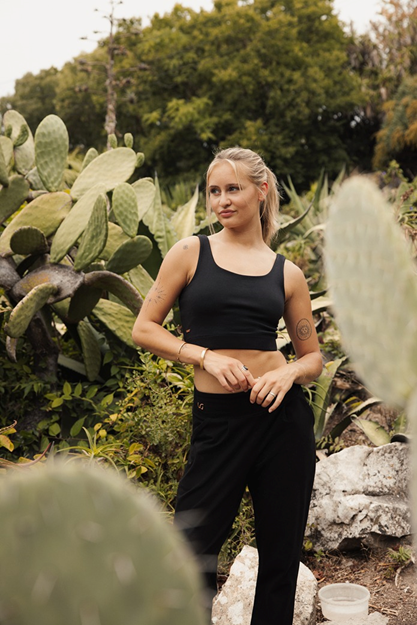 Kaya Pants - Harembyxor för Yoga Dam, Onyx Black | Urban Goddess