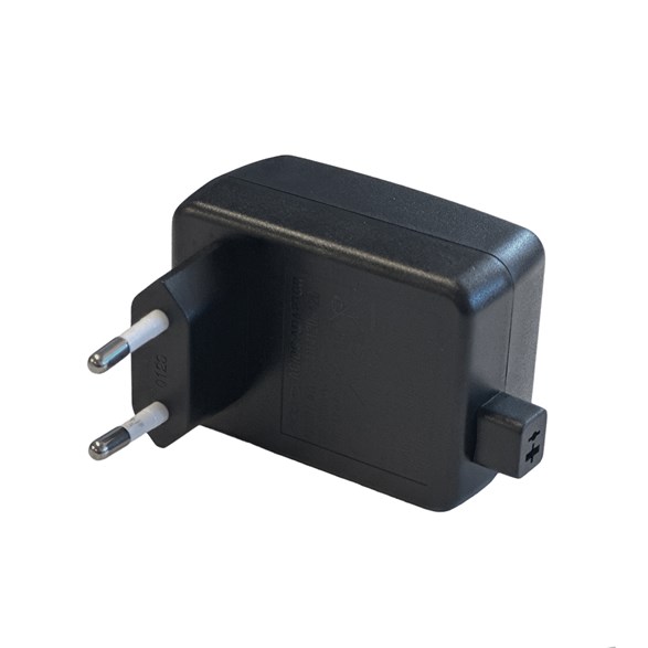 Plugin transformator EU 12v Max 5w