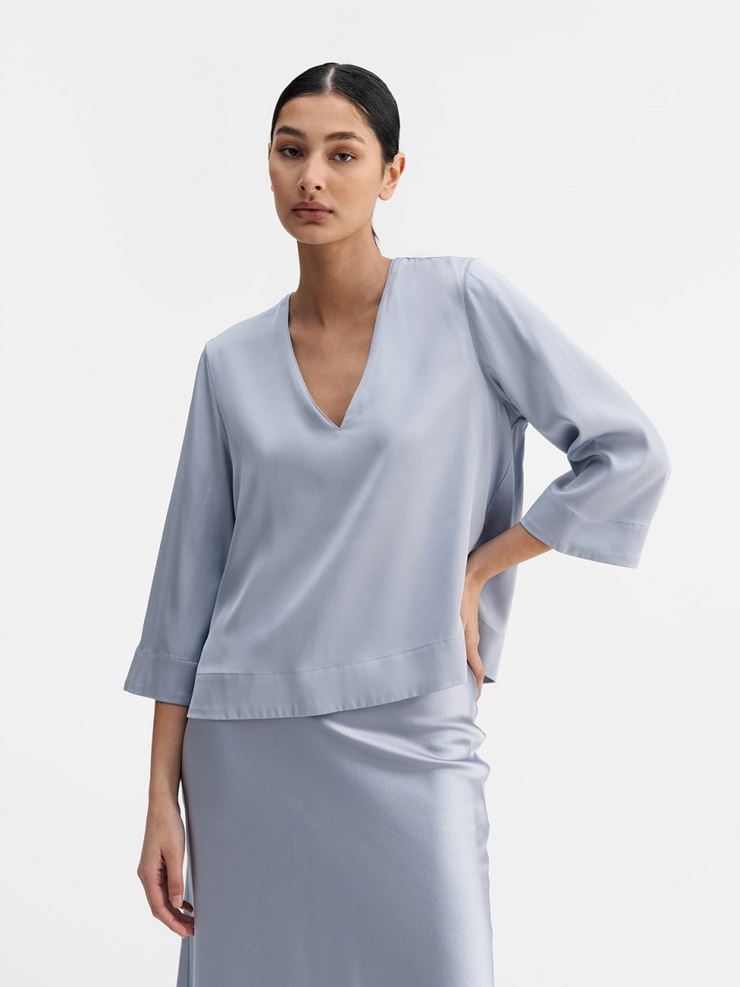 Emiko silk blouse