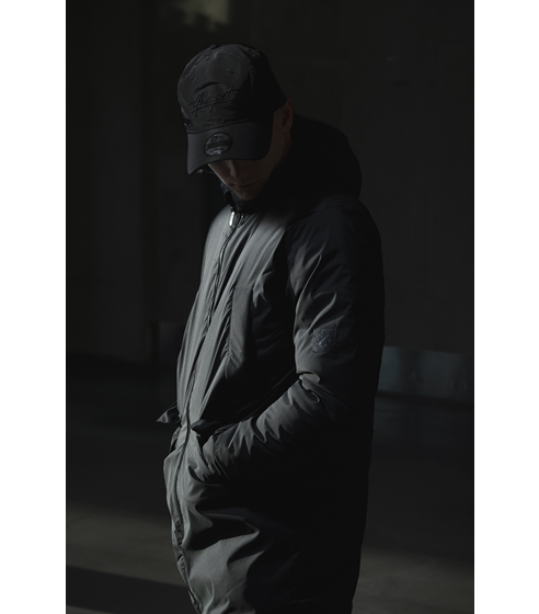 SVART PARKAS SKÖLD - HERR