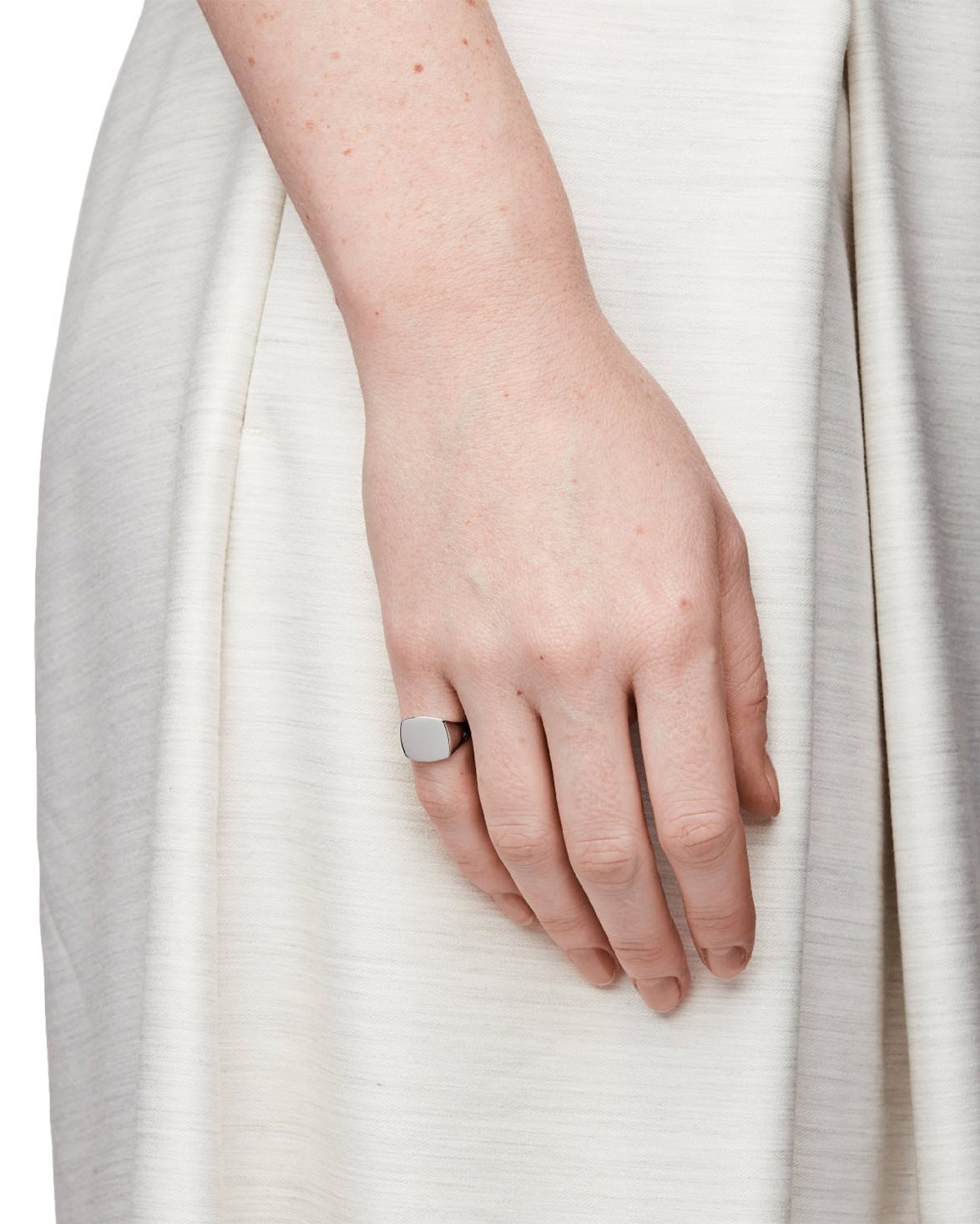 TOMWOOD Mini Signet Cushion 44 国内在庫・即納可能TOMWOOD Mini Signet