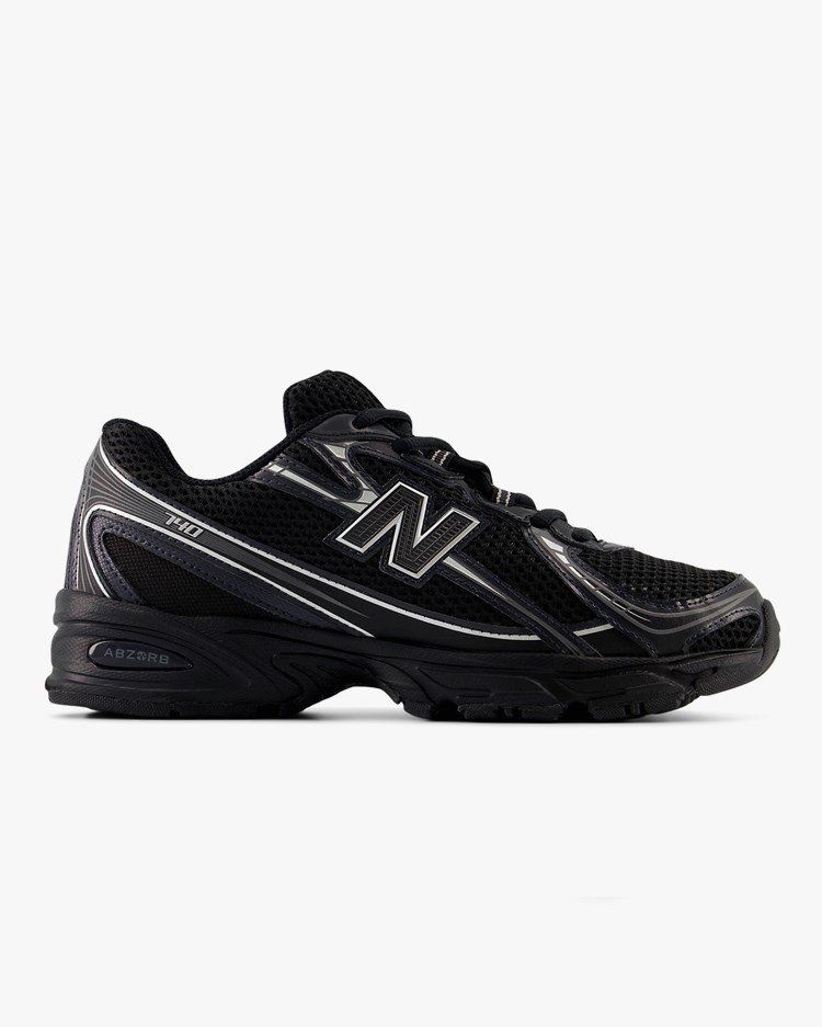 New Balance 740 Black