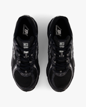 New Balance 740 Black