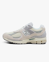 New Balance 2002R Linen