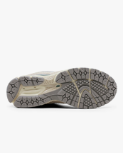 New Balance 2002R Linen