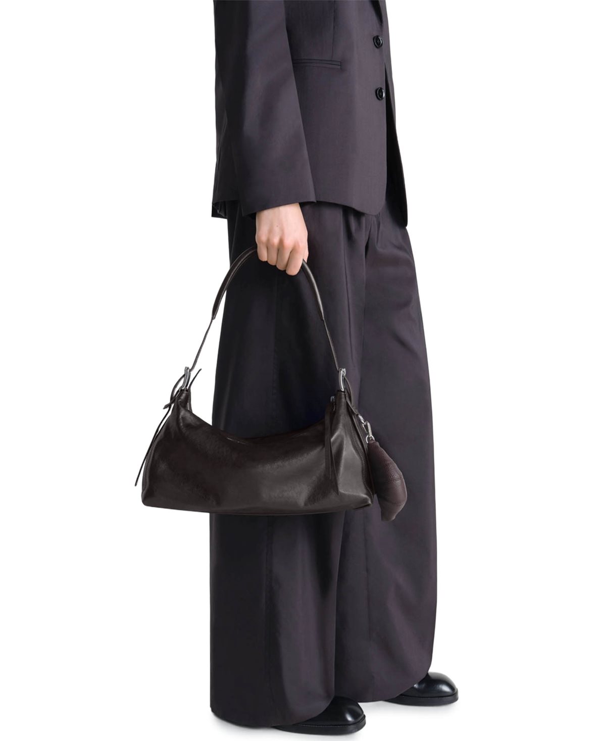 LEMAIRE Belted Baguette Bag Dark Chocolate - Vallgatan 12