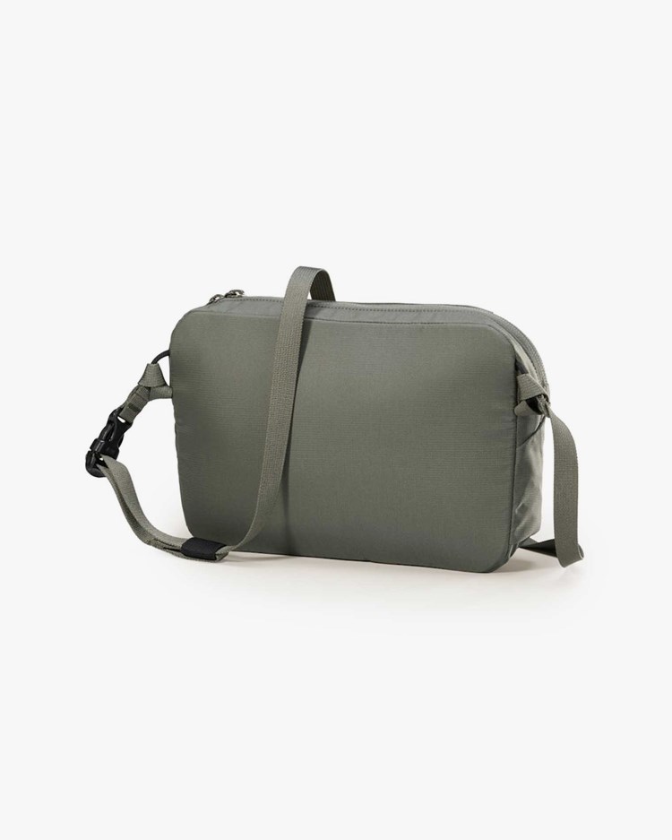 ARC’TERYX Heliad Crossbody Forage Arc'teryx Heliad Crossbody Forage - Vallgatan 12