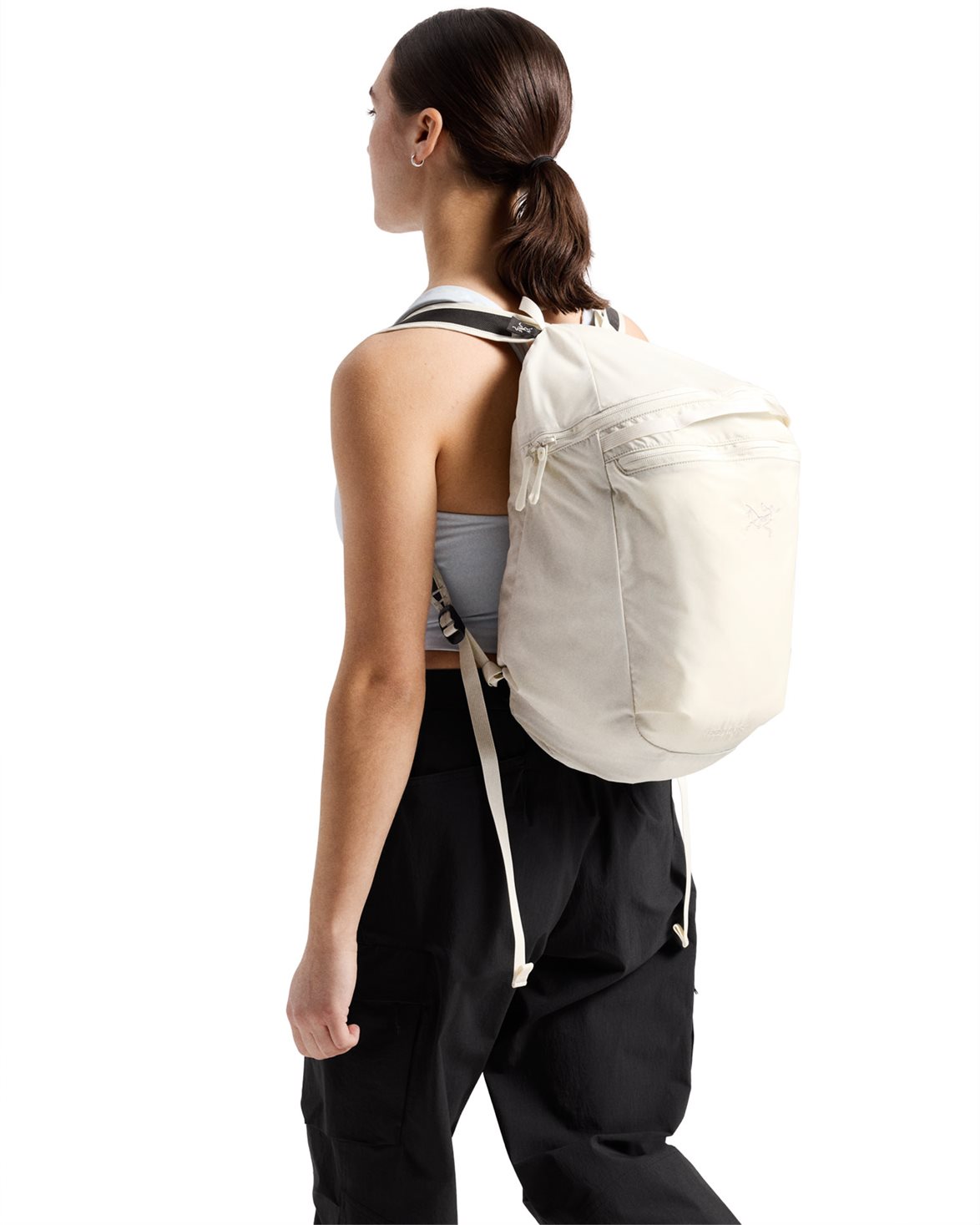 新品】アークテリクス Heliad 15 Backpack BEAMS別注 【公式通販】