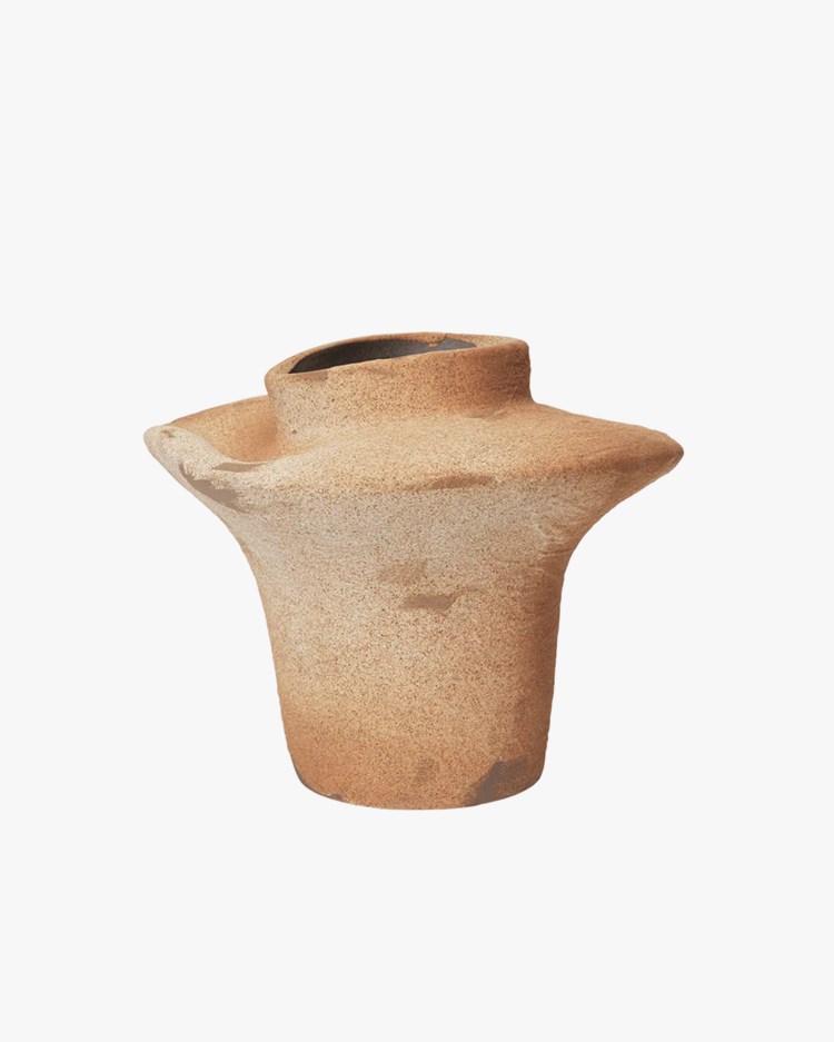 Ferm Living Evio Vase H22 Burnt Umber