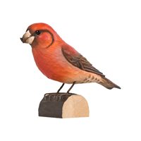 Red crossbill wood carving