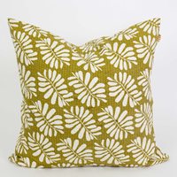 Cushion cover Leaf, yellow