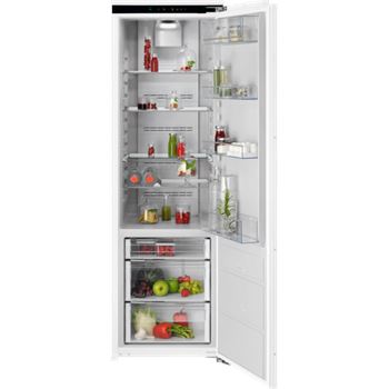 Kylskåp integr. 178 cm DoD PCA9000CR AEG Zukunft