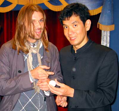 Carl Einar Häckner och Maka Tendo