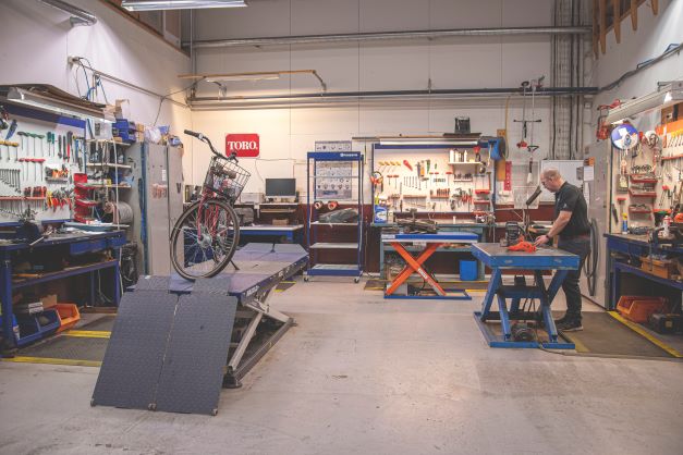 Verkstad för trädgårdsmaskiner