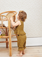 Ljuvlig Topp Och Mamelucker Med Volang