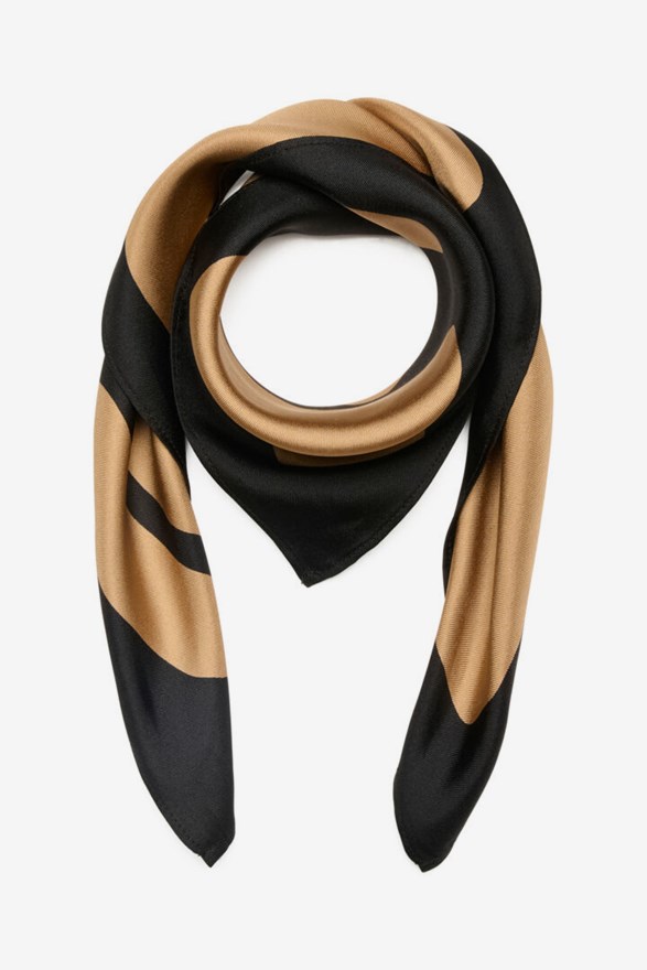 RafiqIW Scarf