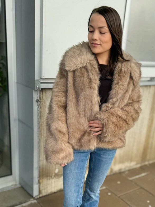 VMAUDREY SHORT JACKET PRM