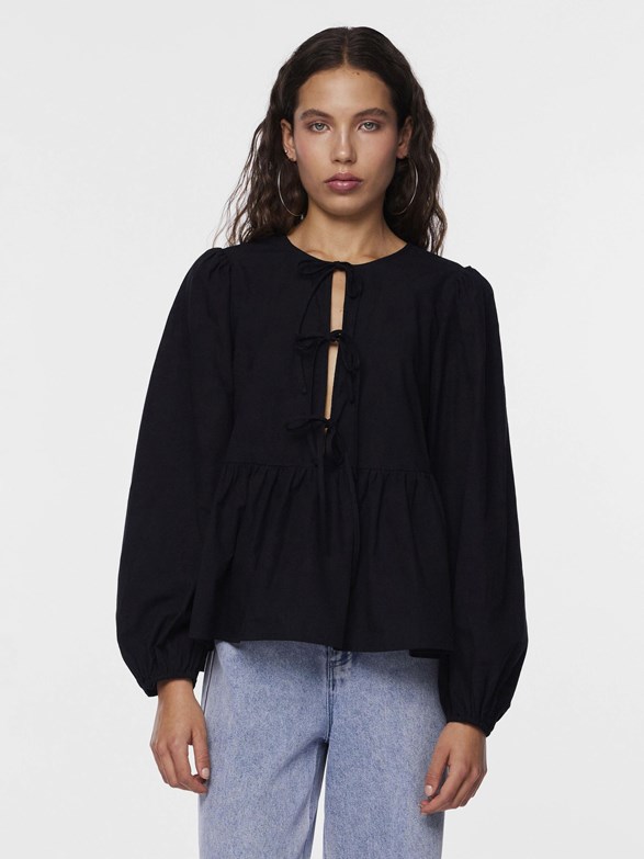 PCJOLLY LS O-NECK TIE TOP WVN NOOS BC