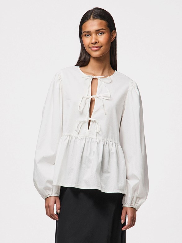 PCJOLLY LS O-NECK TIE TOP WVN NOOS BC