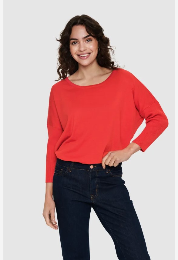 A2561, MilaSZ R-Neck Pullover