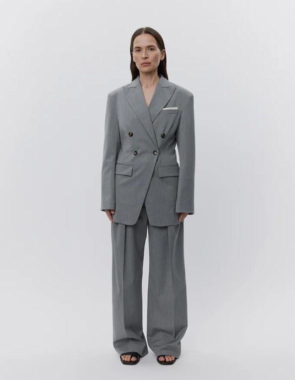 Elenora - Classic Wool Blend