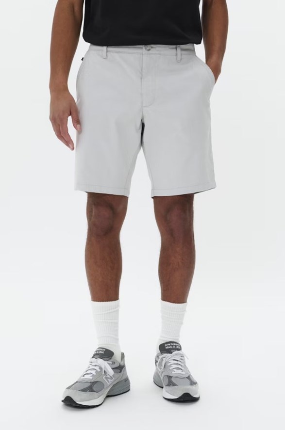 MAthomas Short
