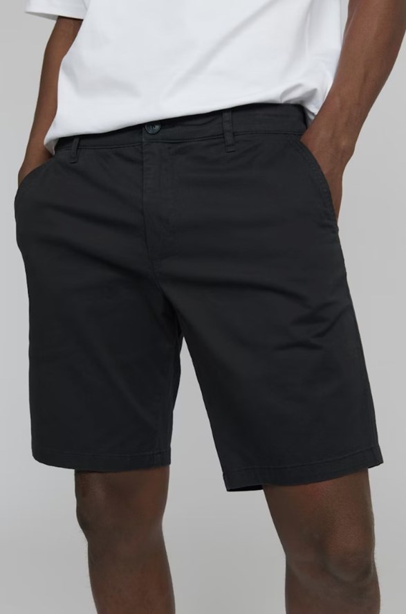 MAthomas Short