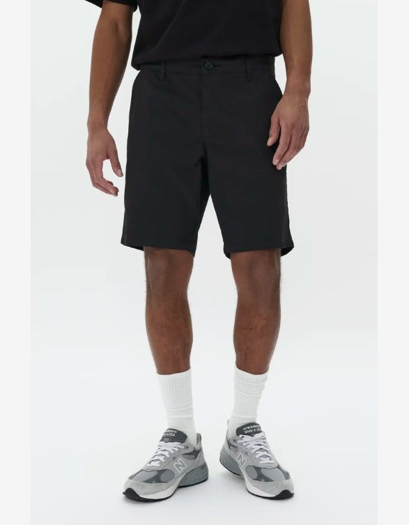MAthomas Short