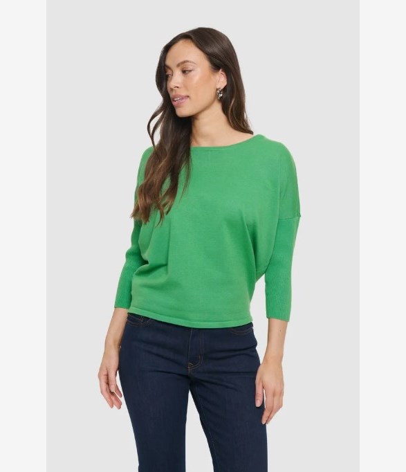 A2561, MilaSZ R-Neck Pullover
