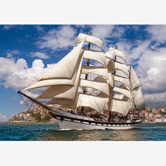 500 bitar - Tall ship leaving harbour
