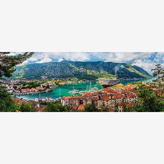 500 bitar - Kotor, Montenegro